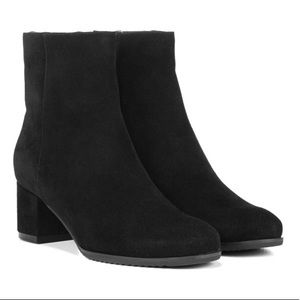 Blondo Alida Waterproof Suede Booties